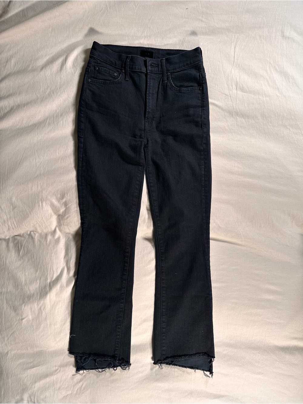 Mother The Insider Crop Step Fray $228 Wash: Not Guilty Size 24 Black Denim